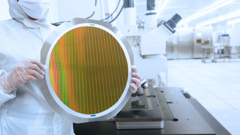 Cleanroom contamination monitoring